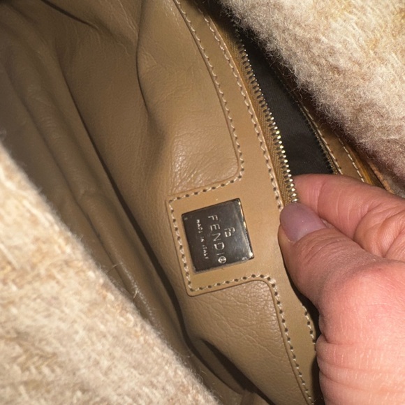 RARE Wool Fendi Mama Baguette - Picture 12 of 12